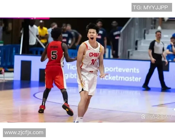 中国男篮对阵加拿大男篮精彩录像回放与赛后分析全记录